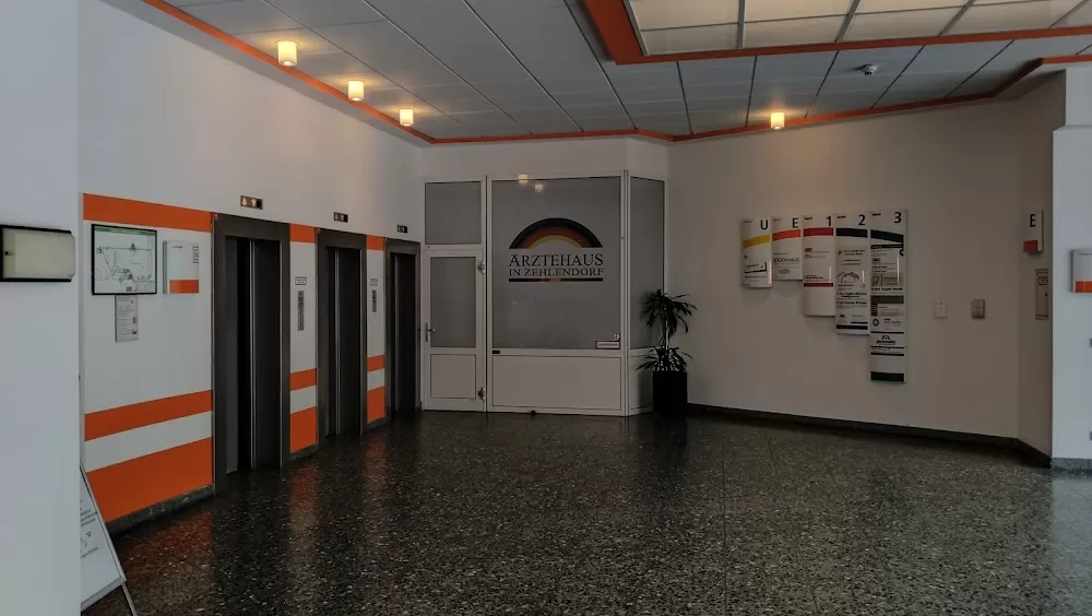 Hospital/Medical center - Photo 1