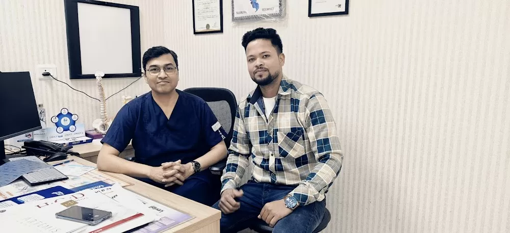 Dr. Pawan Goyal | Best Neurosurgeon | Gurgaon| Near Artemis Hospital | - Photo 1