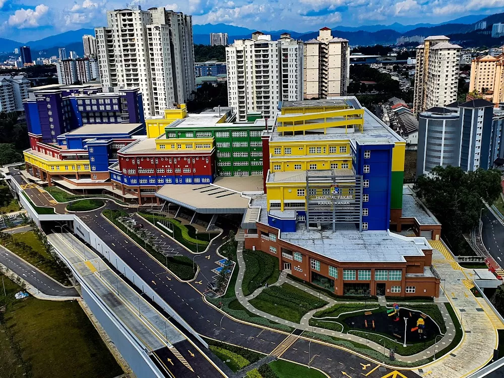 Tunku Ampuan Besar Tuanku Aishah Rohani Hospital, UKM Children's Specialist Hospital - Photo 2
