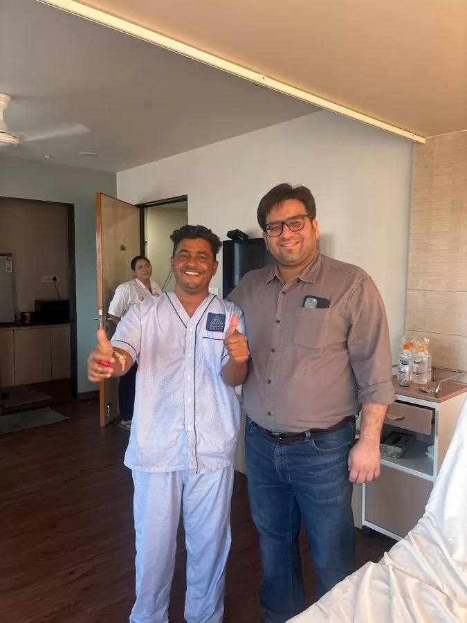 Dr. Neil Palkhiwala MD DM MRCP - Interventional Gastro and Hepatologist - Photo 3