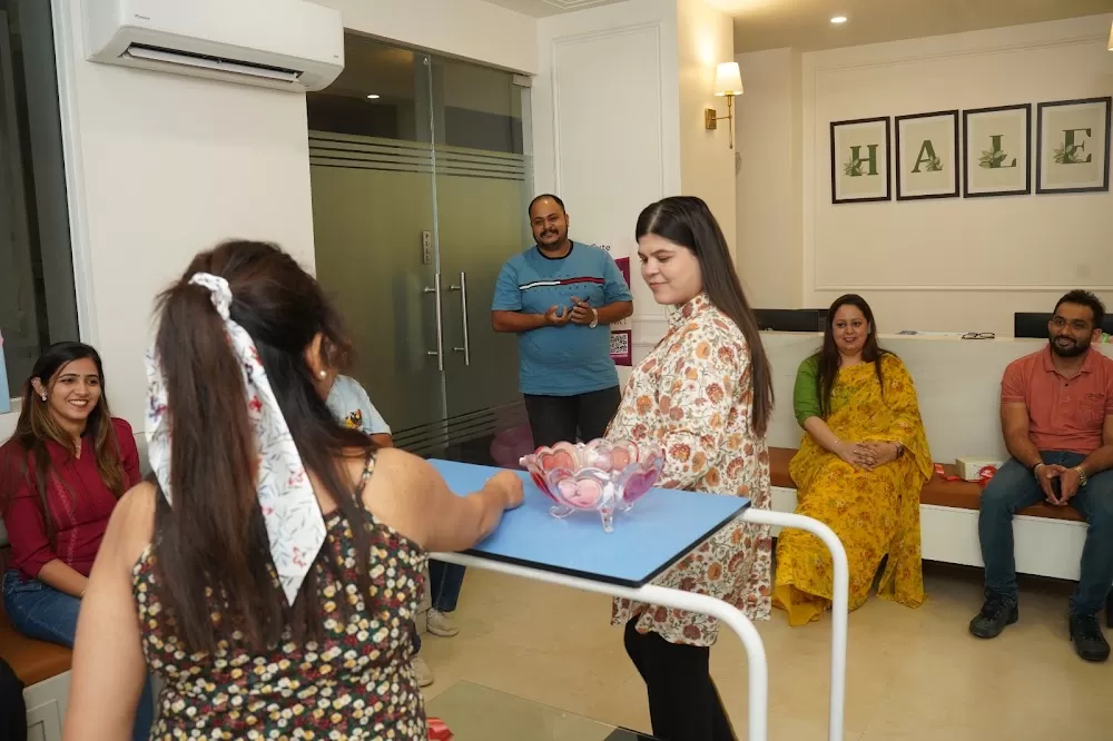 Dr Anshu Syed - Photo 6