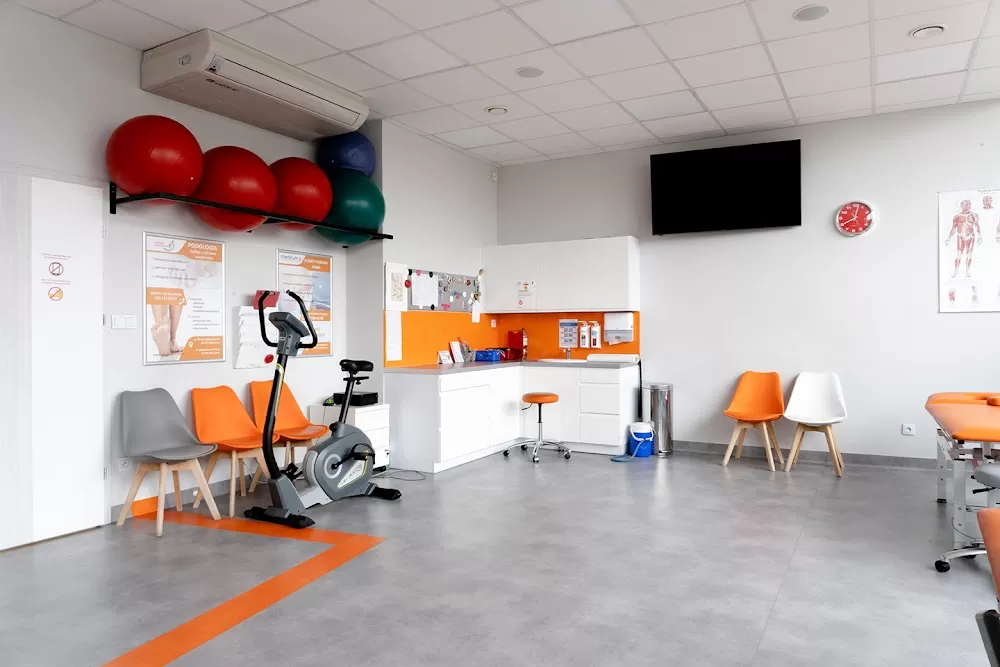Centrum Medyczne MEDICUM - Poradnia ortopedii i rehabilitacji - Photo 1