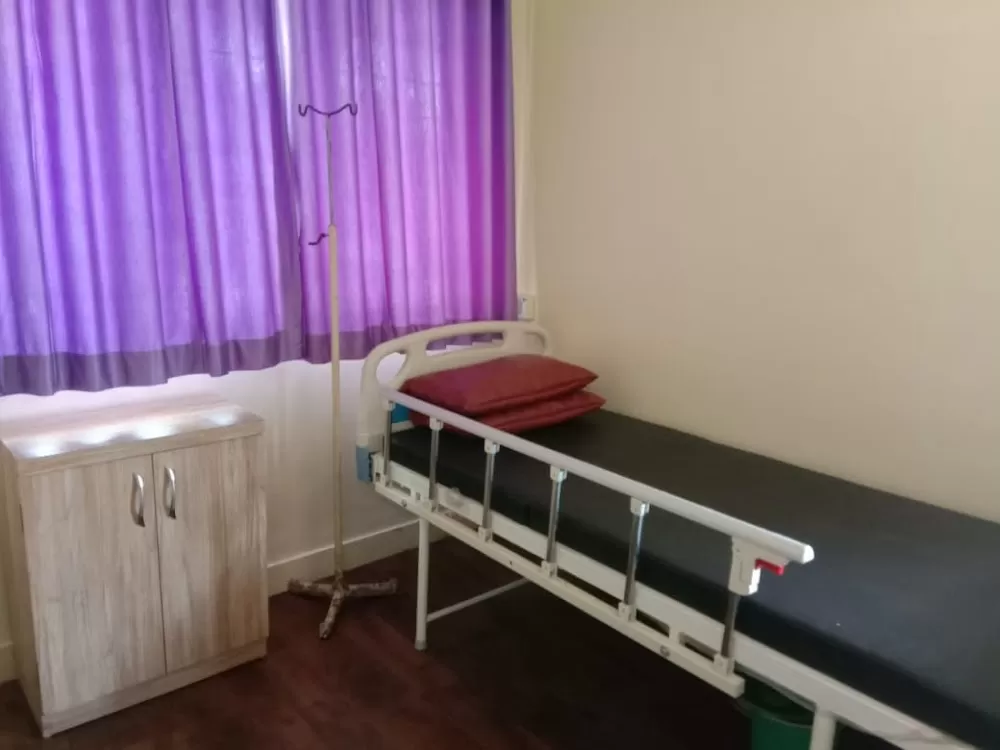 Dr. Khanade Hospital - Photo 2
