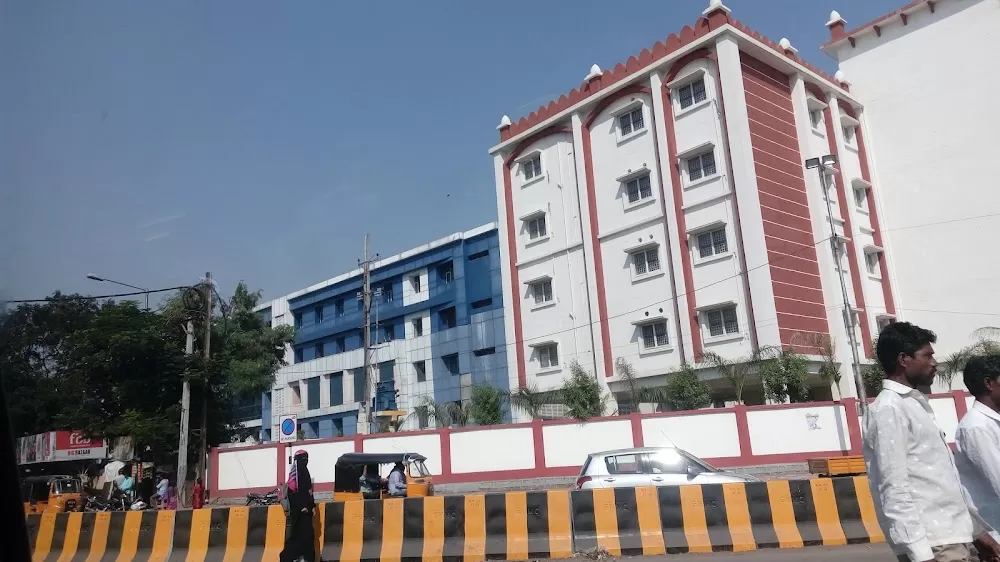 Modern Government Maternity Hospital جدید سرکاری میٹرنٹی ہسپتال - Photo 1