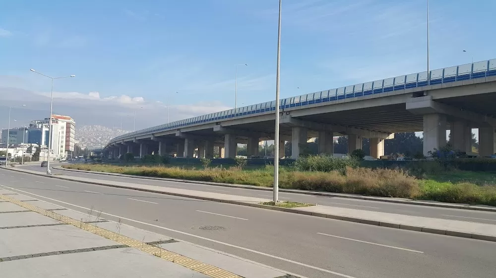 Tepecik Eğitim ve Araştırma Hastanesi Bornova Ek Hizmet Binası - Photo 8