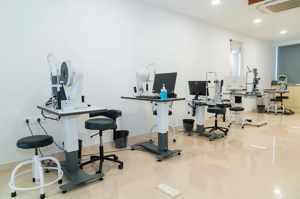 Pristine Eye Hospitals - Photo 6