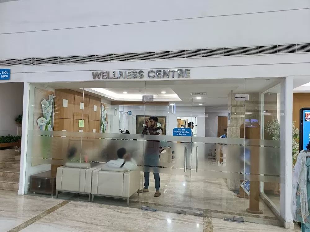 Sarvodaya Hospital, Sec 8 Faridabad - Photo 6