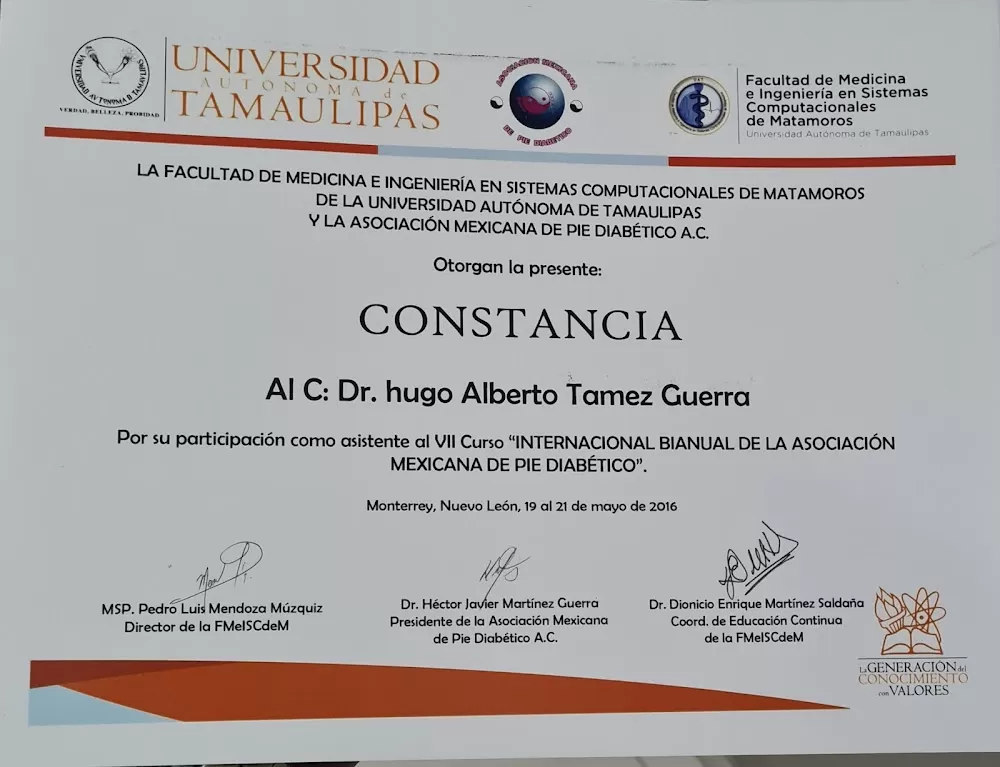 Dr. Hugo Tamez - Photo 1
