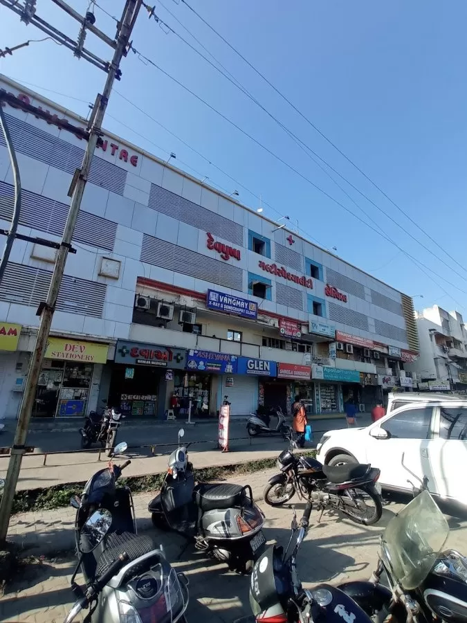 Devpushp Maternity & Laparoscopy Hospital - Photo 3