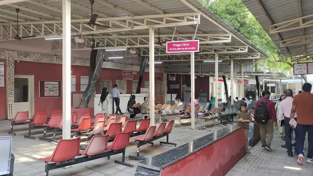Dr. Shroff Charitable Eye Hospital - Photo 5
