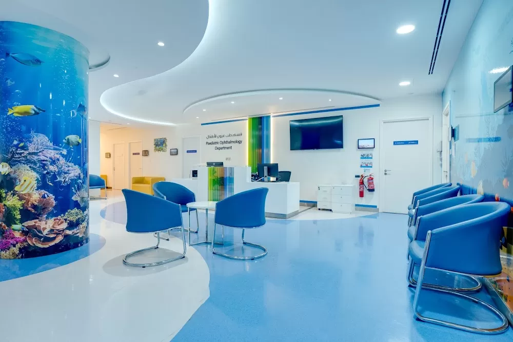 Moorfields Eye Hospital - Photo 3