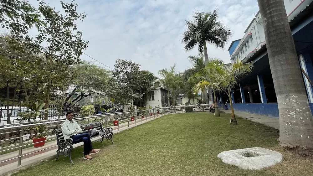 Red Cross Hospital - Photo 5