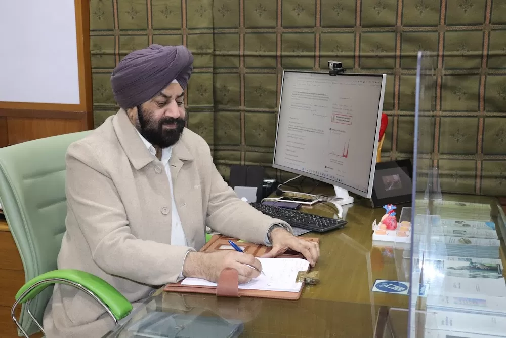 ESMR Heart Centre - ESMR Clinic Ludhiana, Bypass Alternative, Heart Treatment in Ludhiana, Natural Bypass Ludhiana - Photo 2