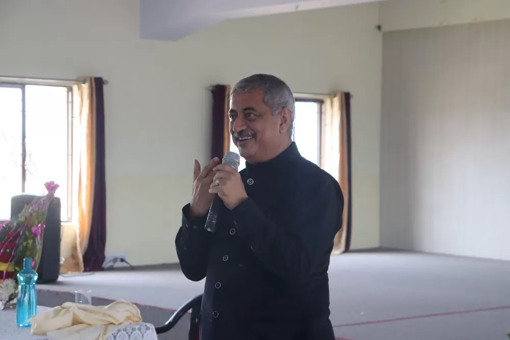 Dr. Purnendu Roy - Photo 3