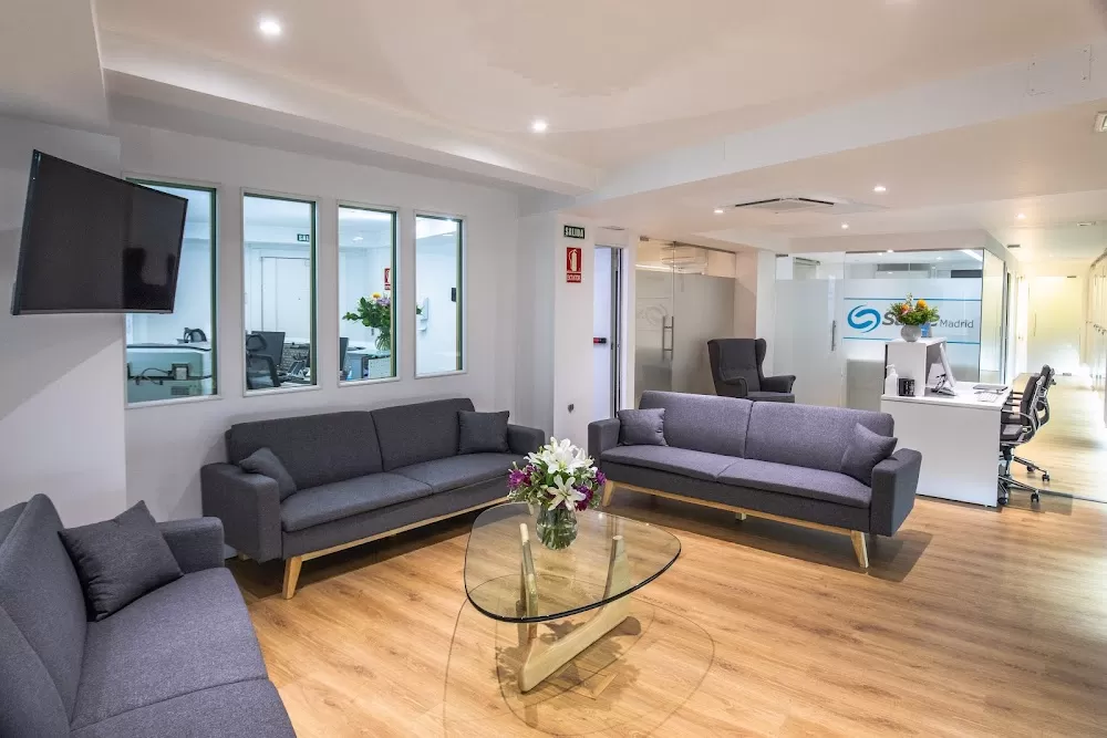 Salus Madrid Clinica Dental - Photo 4