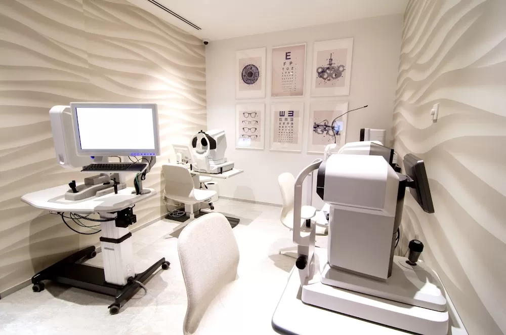 The Straits Eye Centre - Photo 1