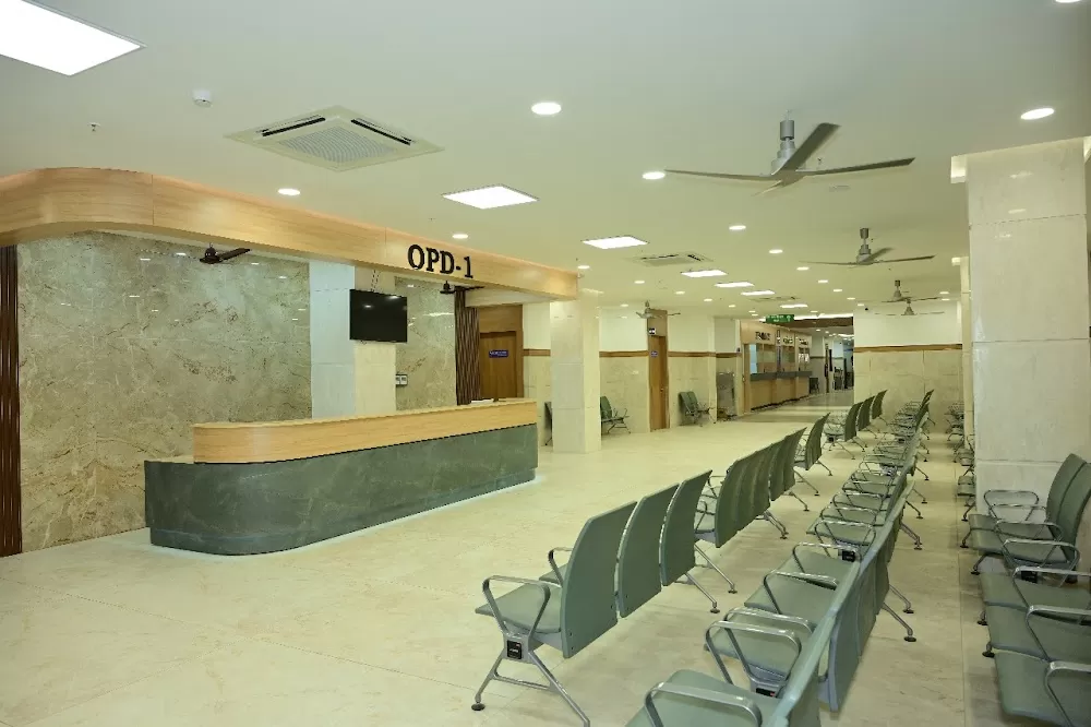 SRI CHANDRA SEKARA HOSPITAL - Photo 4
