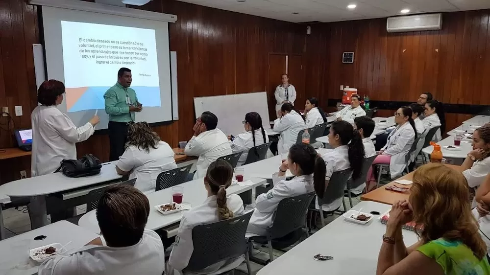 Hospital de Pediatría (CMNO IMSS) - Photo 7