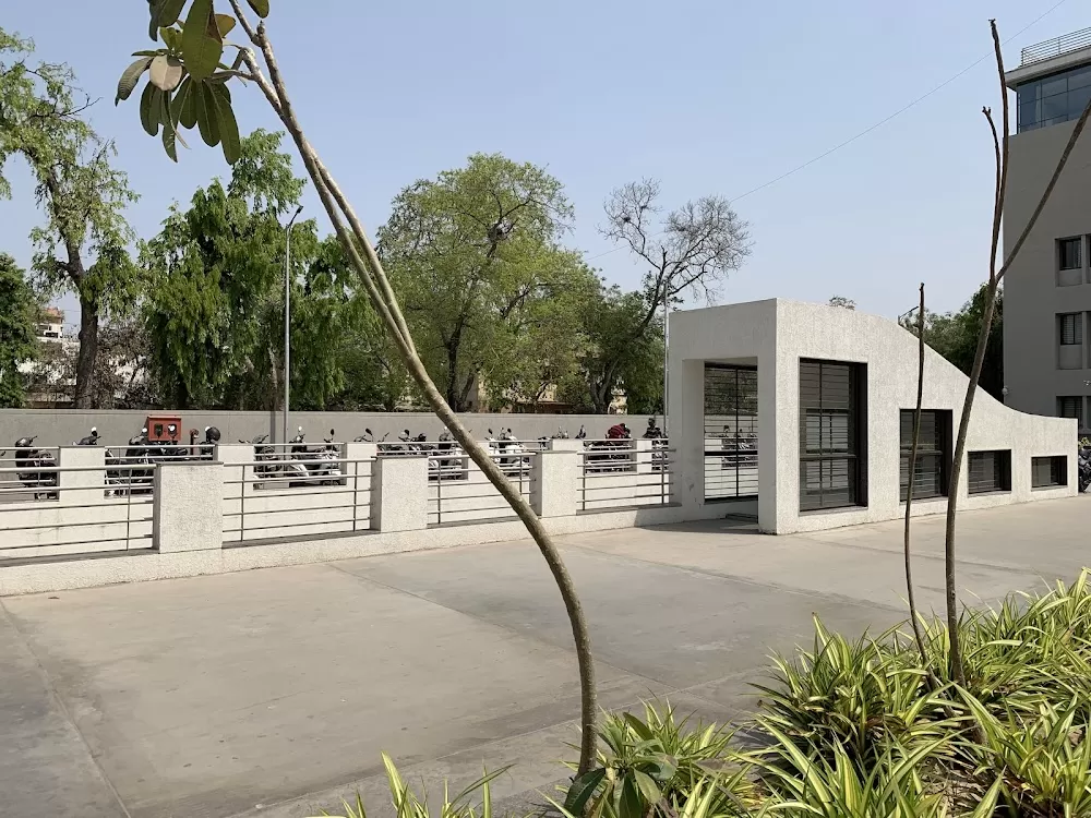 C. H. Nagri Eye Hospital - Photo 3