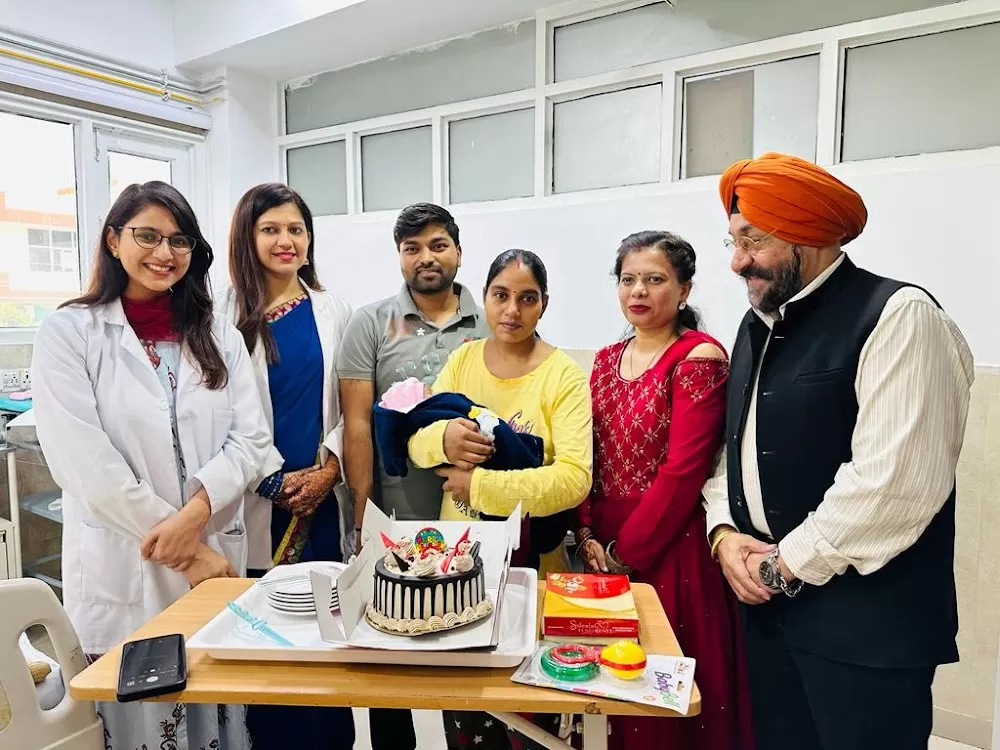 Dr Shital Bhardwaj | Best Lady Gynecologist & Obstetrician Doctor in Mohali - Photo 8