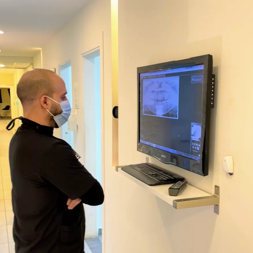 Asfour Dental Implant Center - Photo 1