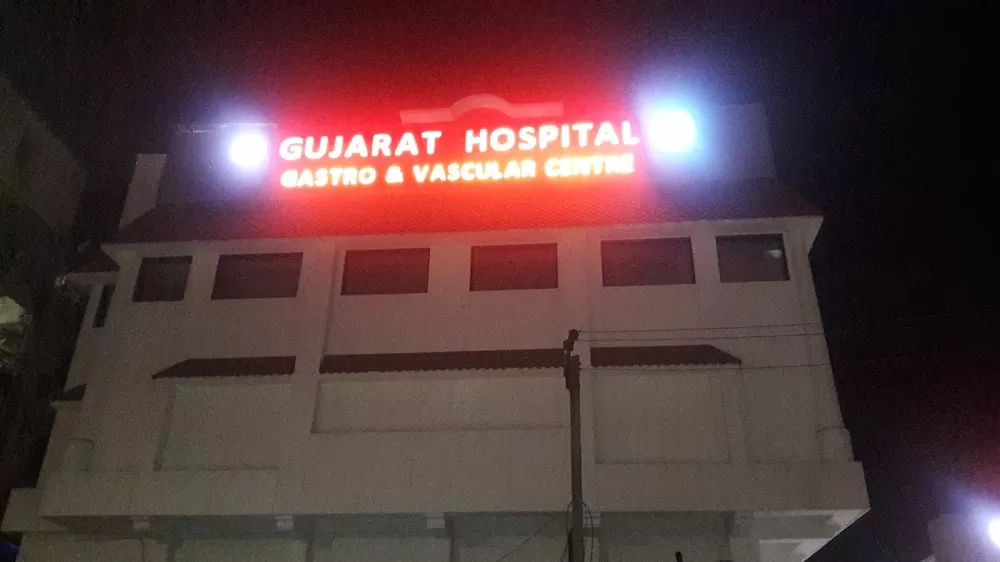 Gujarat Gastro & Vascular Hospital - Photo 6