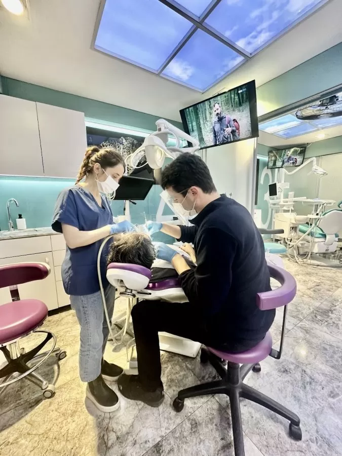 Kadikoy Dayıoğlu Dental Clinic - Photo 6