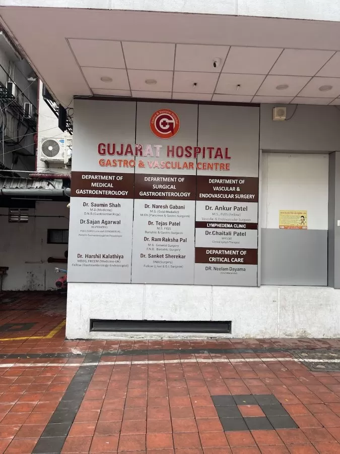 Gujarat Gastro & Vascular Hospital - Photo 4