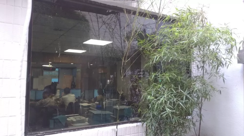 Seran Hospital - Photo 8