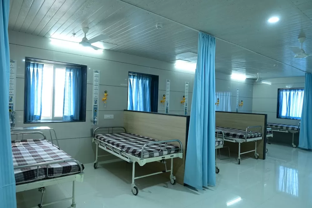 Kakatkar Hospital- Orthopaedic & Trauma Centre - Photo 7