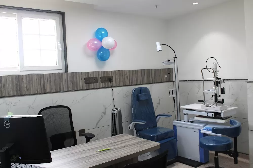 NKS Hospital Pitampura - Photo 7