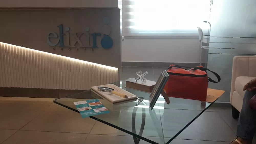 Elixir Center - Photo 4