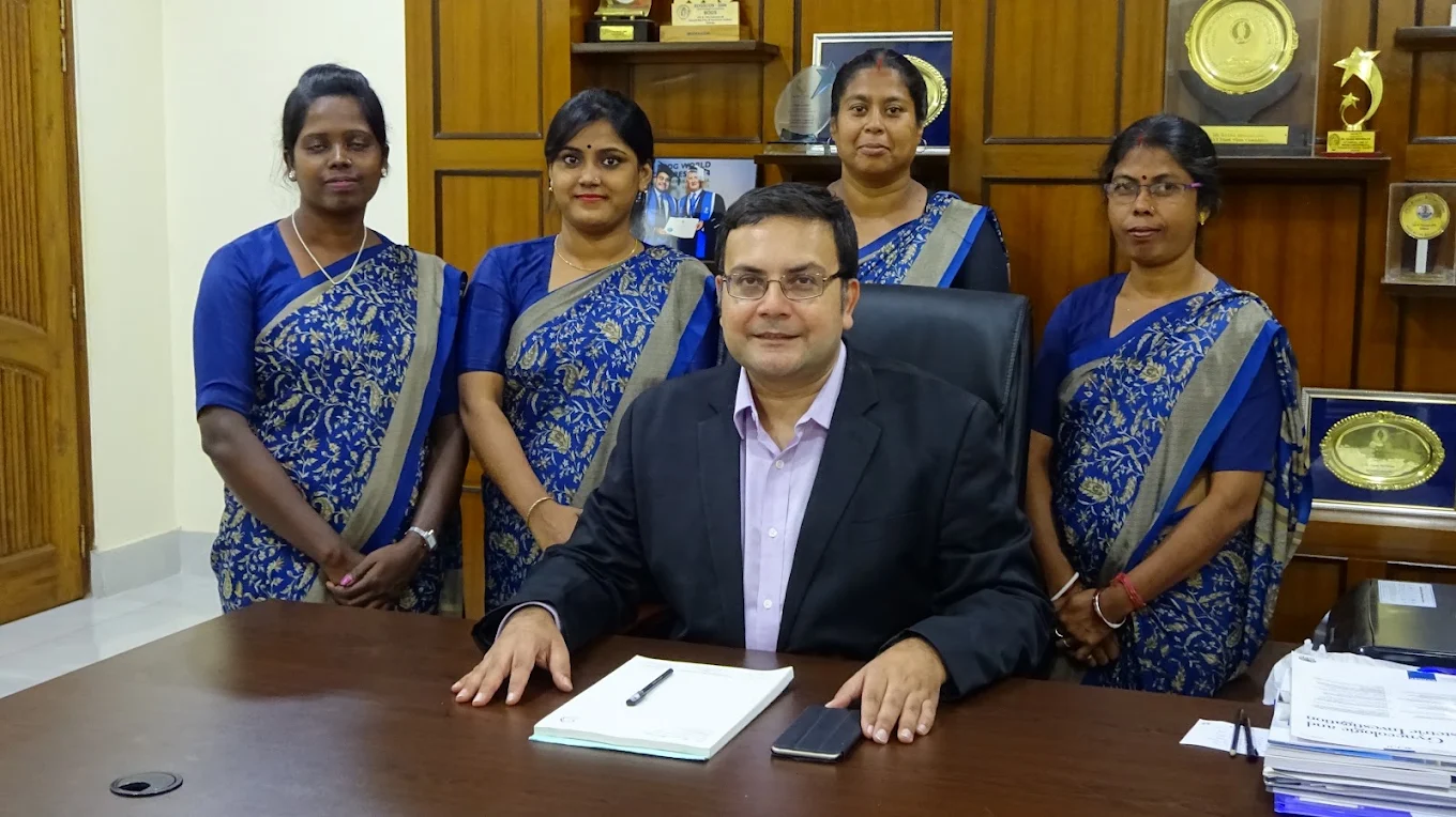 Aashirbad Clinic || Dr. Basab Mukherjee || Gynecologist