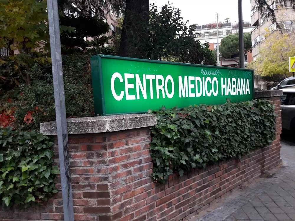 Centro Medico Habana - Photo 6