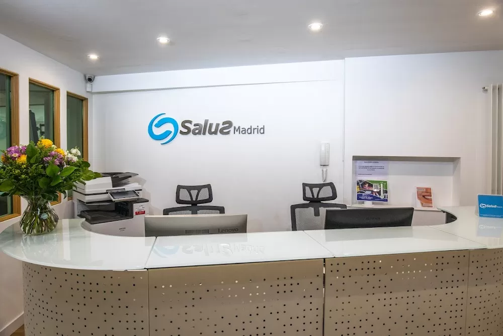 Salus Madrid Clinica Dental - Photo 2