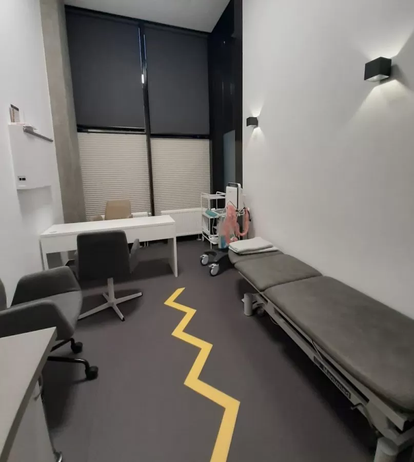 CRS Clinic - Photo 8