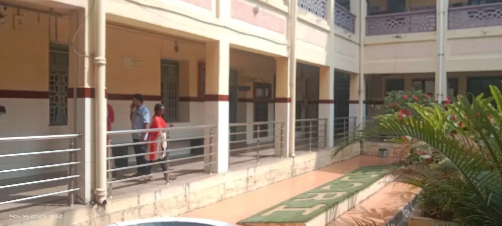 GOVERNMENT DENTAL COLLEGE HOSPITAL - Photo 7