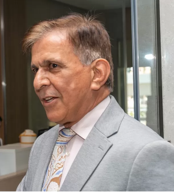 Dr Rajeev Kaushal - Medical Oncologist | Best Oncologist In Dubai | Prostate Cancer | Colorectal Cancer | Breast Cancer - Photo 7