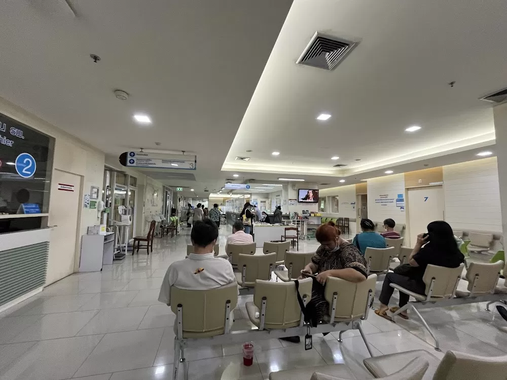 Hospital for Tropical Diseases - Photo 1