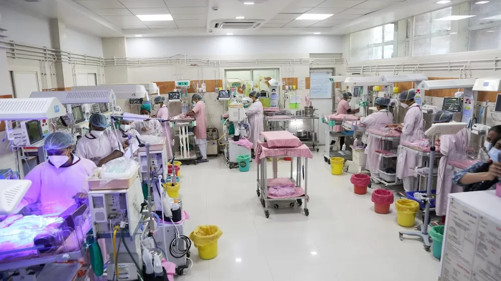 Rainbow Hospital - Photo 5