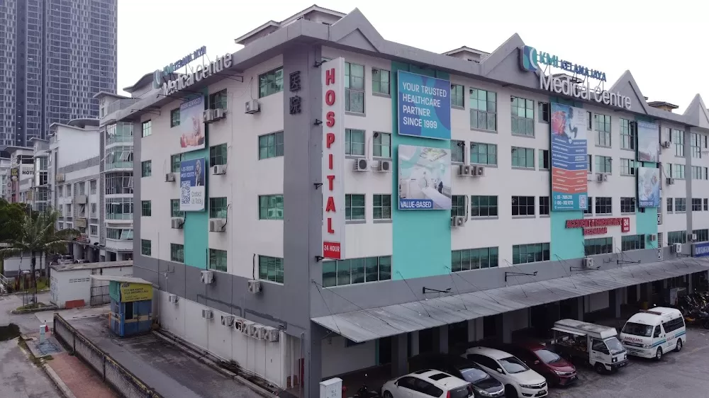KMI Kelana Jaya Medical Centre - Photo 1