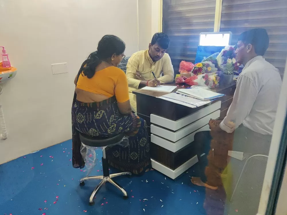 BHARATHI SPINE AND BRAIN CLINICS - Photo 3