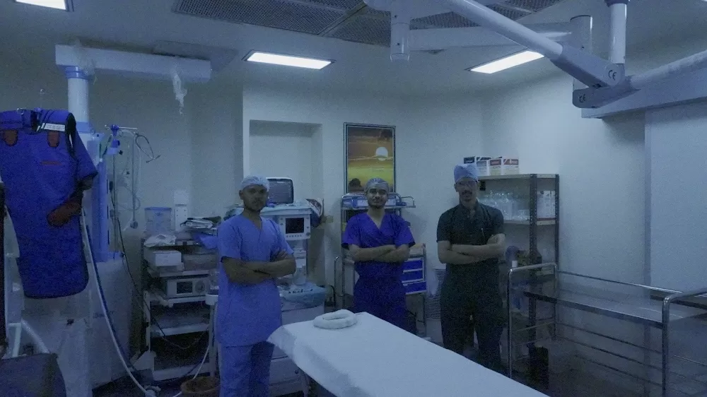 Dr. Pavitra Dosaj - House of Care Centre of Advanced Laser & Laparoscopic Surgery in Indirapuram - Photo 2