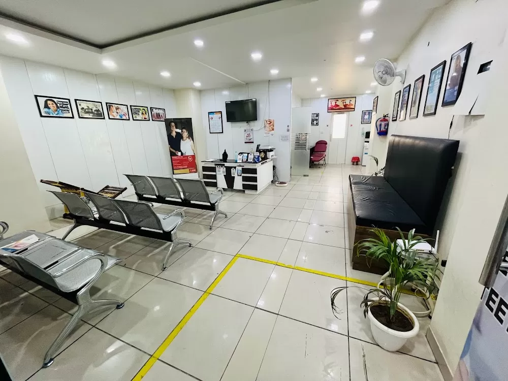 Noida Dental Hospital - Dental clinic | Dentist in Greater Noida - Photo 5