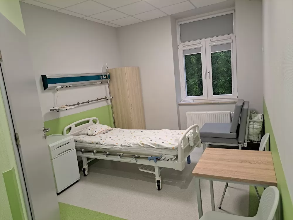 SZPZOZ im. Dzieci Warszawy w Dziekanowie Leśnym - Photo 1