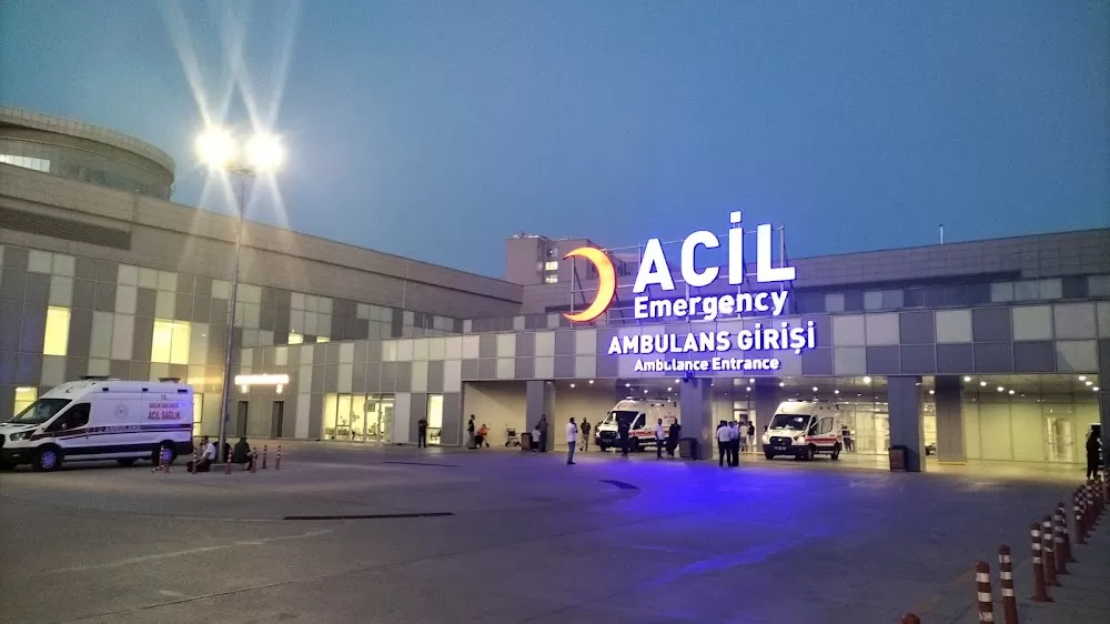 Etlik Şehir Hastanesi Ambulans Acil Girişi Sağlık Bakanlığı - Photo 1