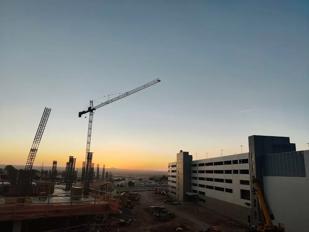 UNM Hospital - Photo 6