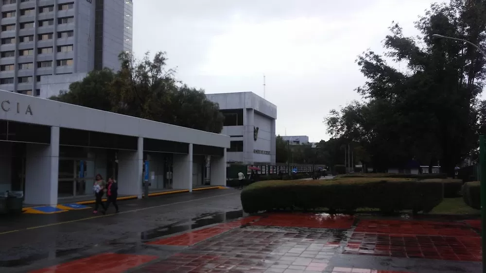 UMAE Hospital De Pediatria CMN Occidente - Photo 2