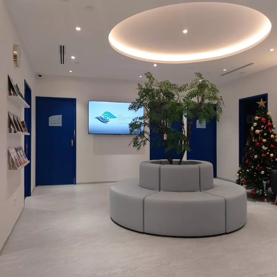 The Straits Eye Centre - Photo 8