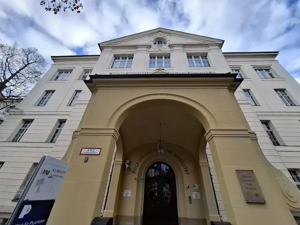 Klinik für Psychiatrie und Psychotherapie am LMU Klinikum Campus Innenstadt - Photo 4